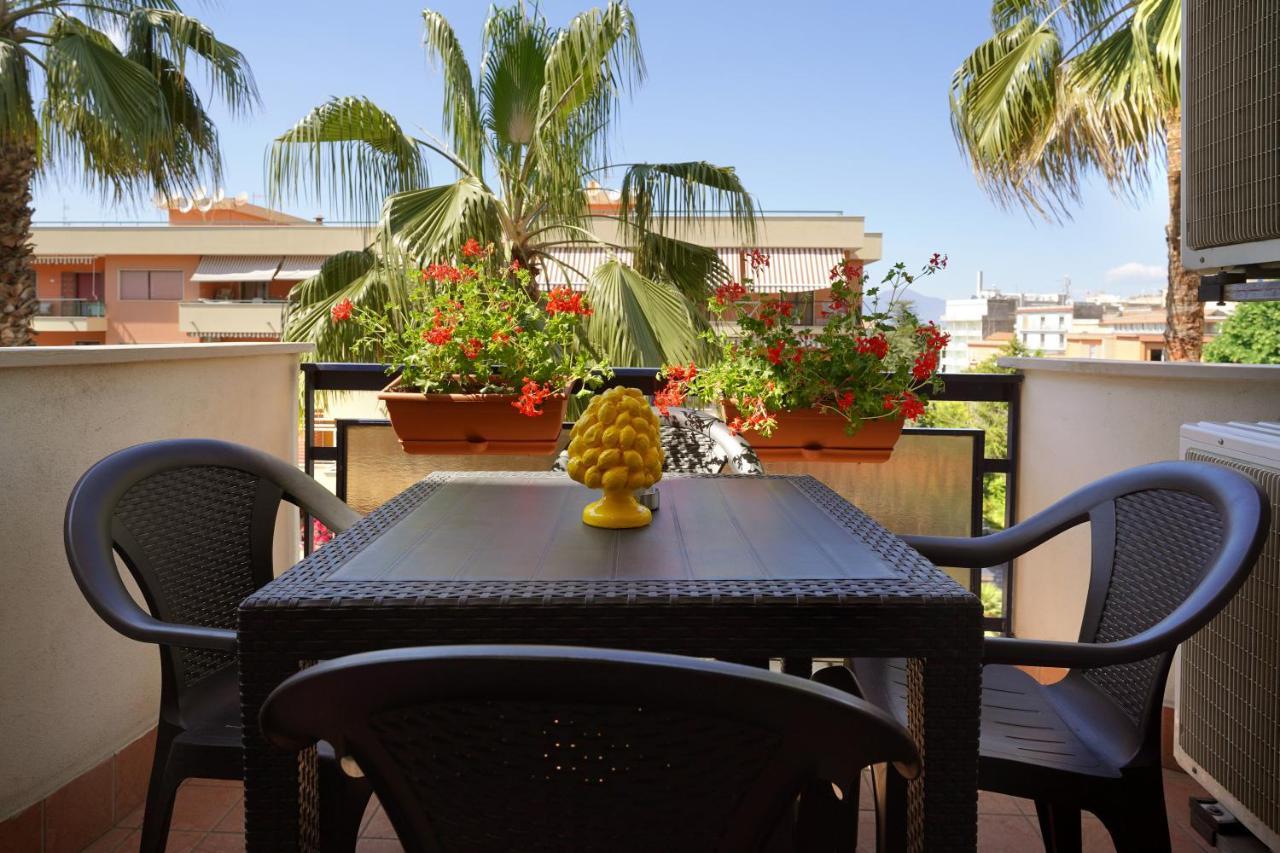 Piazza Lauro Suites Sorrento Exterior foto